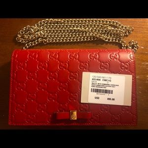 Red Gucci Signature Mini Bag w/receipt - Like New